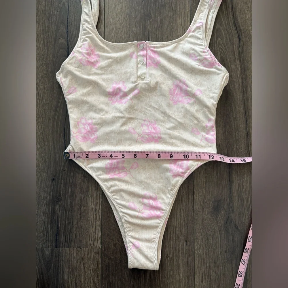 Frankie’s Bikinis xPamela Anderson One Piece in Lace On The Beach Size Large